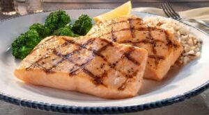 Red Lobster Grilled Atlantic Salmon(Half)